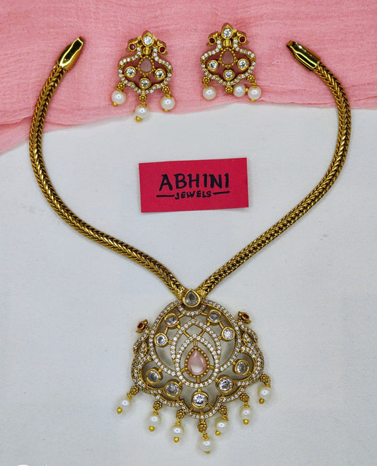 Tarini Necklace