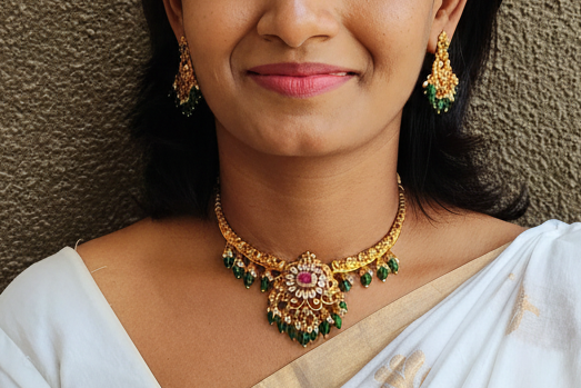Kanti Haar Necklace